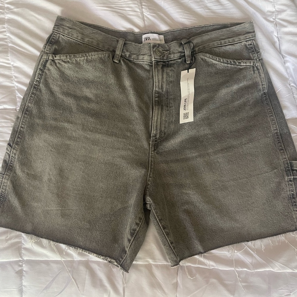 Zara Summer Women’s  Edition Utility Bermuda High Rise Denim Shorts Size 14
